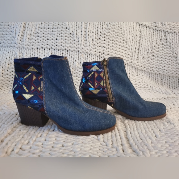 Jean booties - Picture 1 of 6